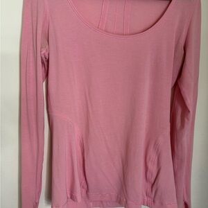 Lululemon Pink Long Sleeve Top - with thumbholes, great condition